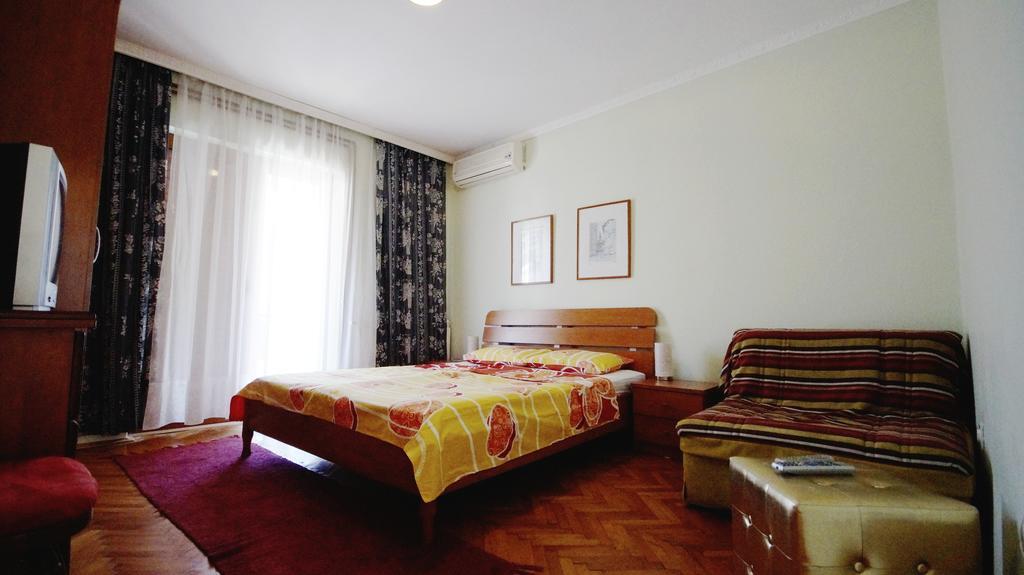 Apartments Mikovic Будва Екстериор снимка