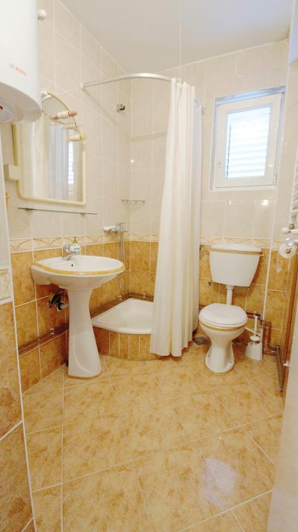 Apartments Mikovic Будва Екстериор снимка