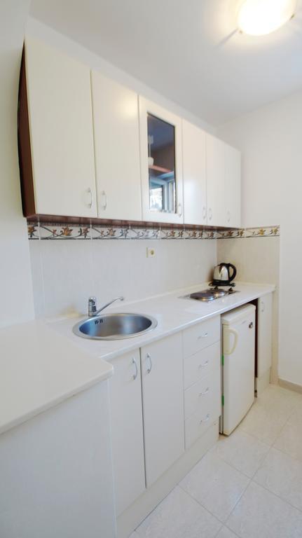 Apartments Mikovic Будва Екстериор снимка